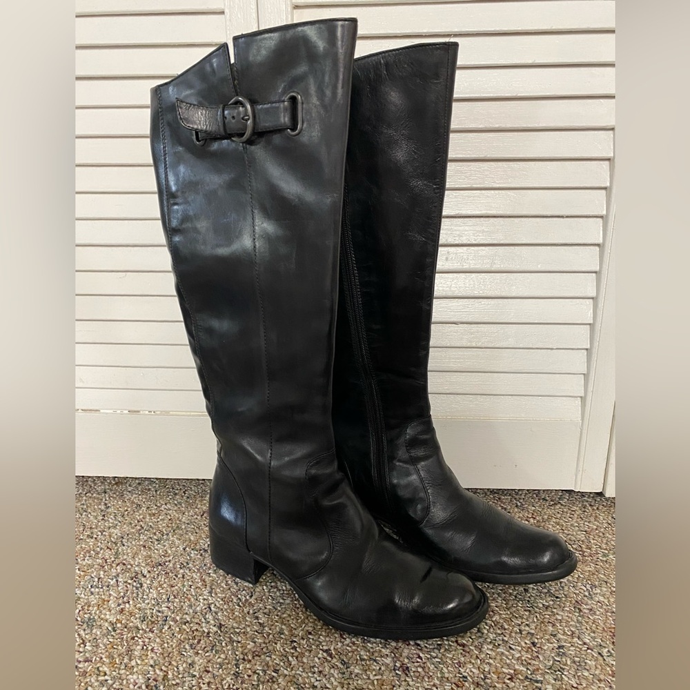 BORN Women’s Leather Boots Size 8 1/2